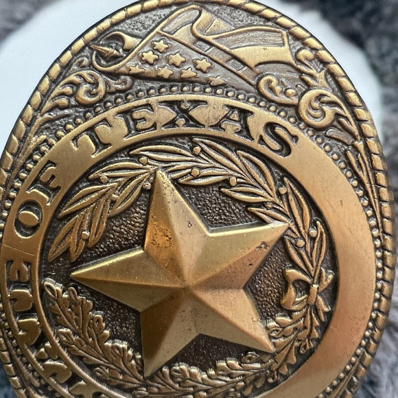 Gold Texas Belt Buckle - Picture 12 of 15